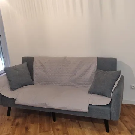 Appartement Maisonnette Avec Jardin Centre *