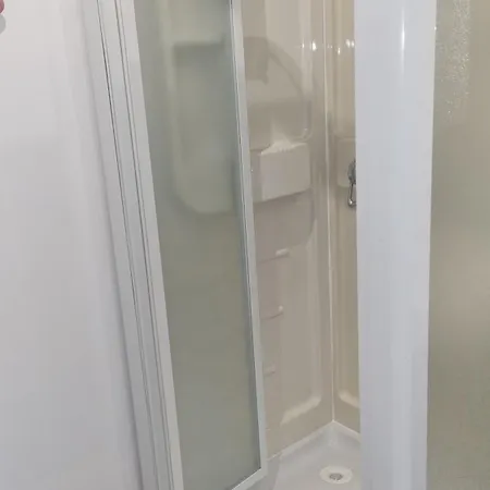 Maisonnette Avec Jardin Centre * 랭스