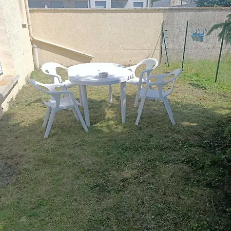 Maisonnette Avec Jardin Centre * Reims