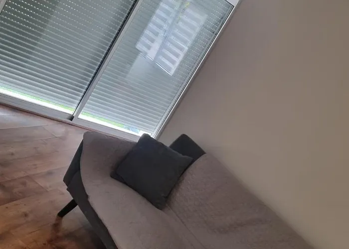 Apartment Maisonnette Avec Jardin Centre *